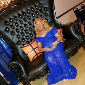 Meet your Posher, Crystal